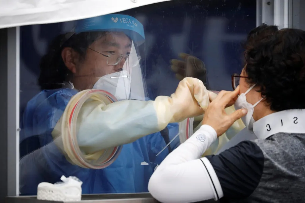 去韩国不用做PCR test了,10月1日起再度放宽边境管制,入境前后都不用做筛检啦
